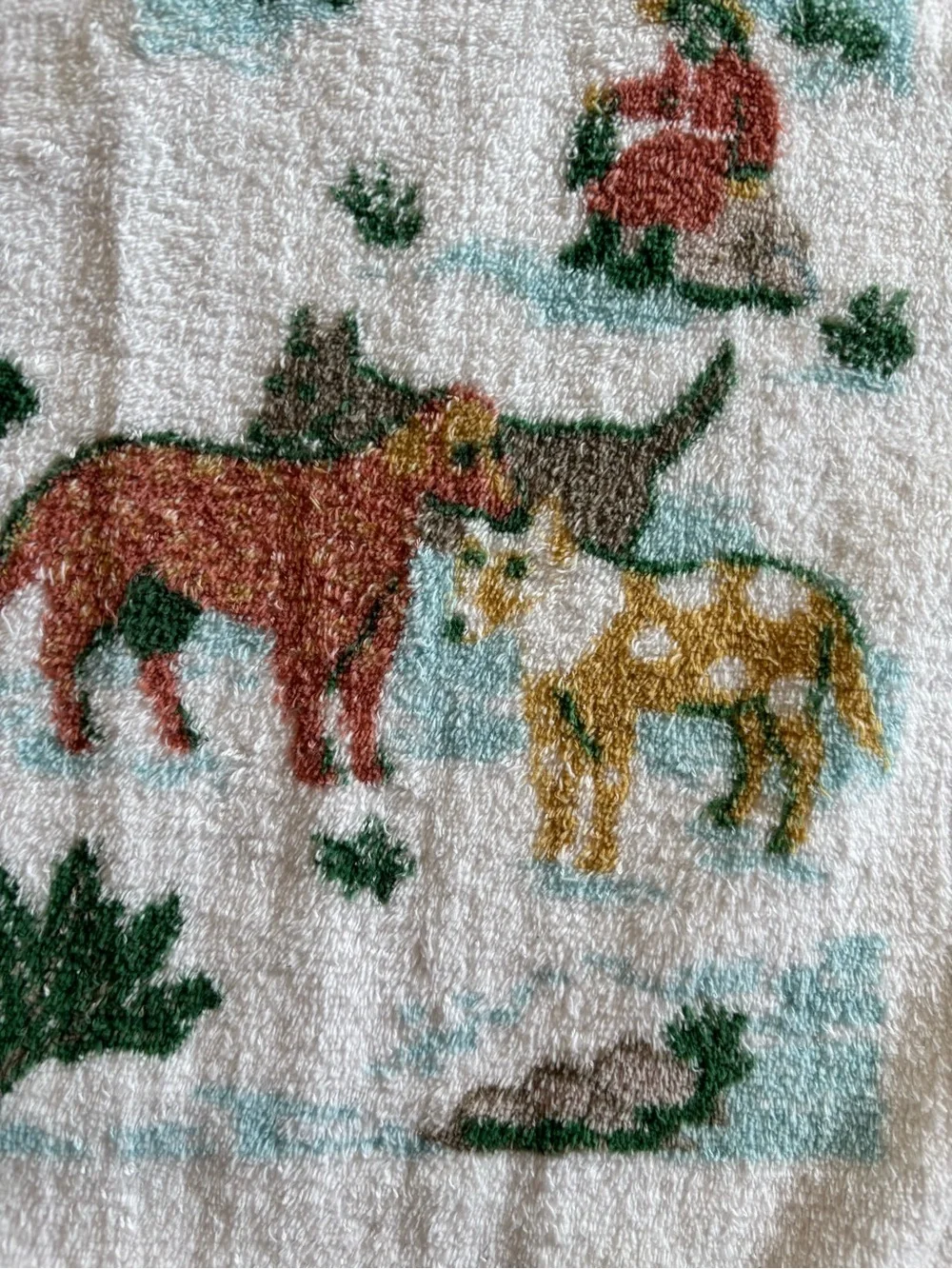 Vintage Martex Village Scene Holiday Bath Towel Christmas Made USA Cottagecore